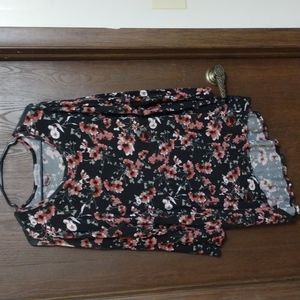 XL Long sleeve floral blouse